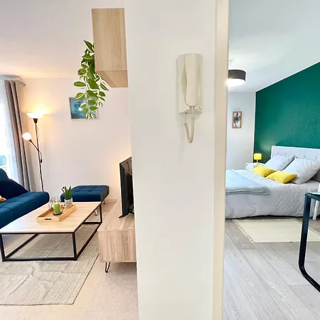 Apartman Le Nirvana ~ Jolie T2 Avec Balcon / 2 Min Du Parc Jaunay-Clan
